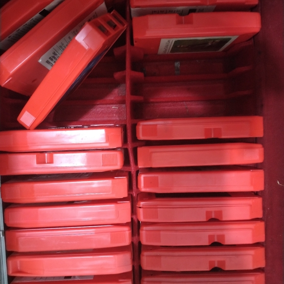 8 track tapes 24 for 45 - Picture 3 of 4